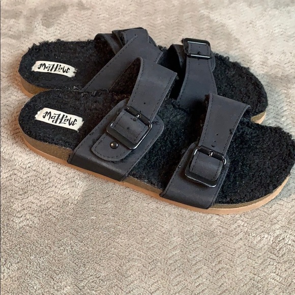 faux fur lined sandals